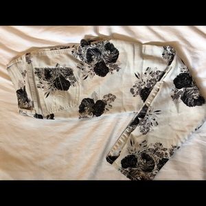 America  eagle sz 4 floral jegging